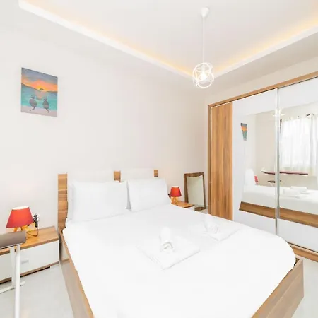 Gorgeus Flat With View In