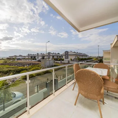 Gorgeus Flat With View In أنطاليا